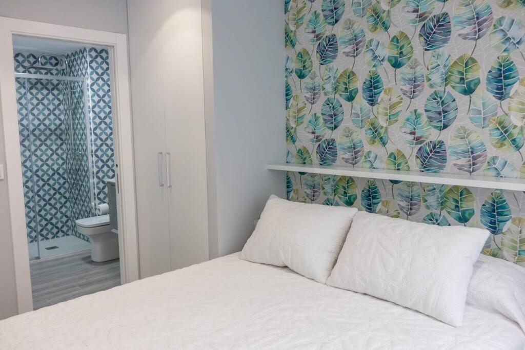 Sakura Homes Ponferrada Centro 8 Plazas 外观 照片